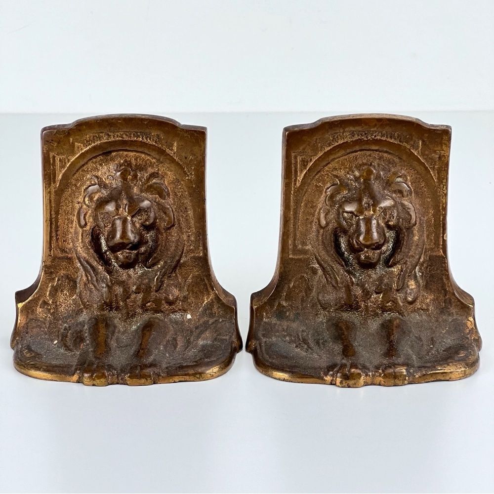 Vintage Pair of Figural Lion Bookends 1920's Metal Lions Cat Statue Book Ends